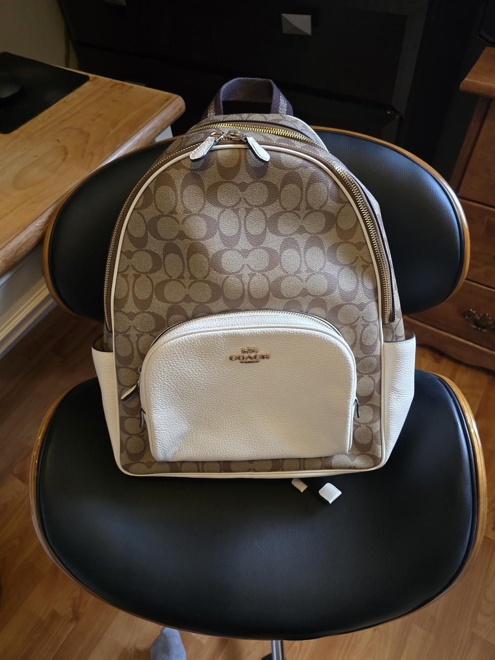 Coach Signature Canvas Backpack in Khaki/Chalk